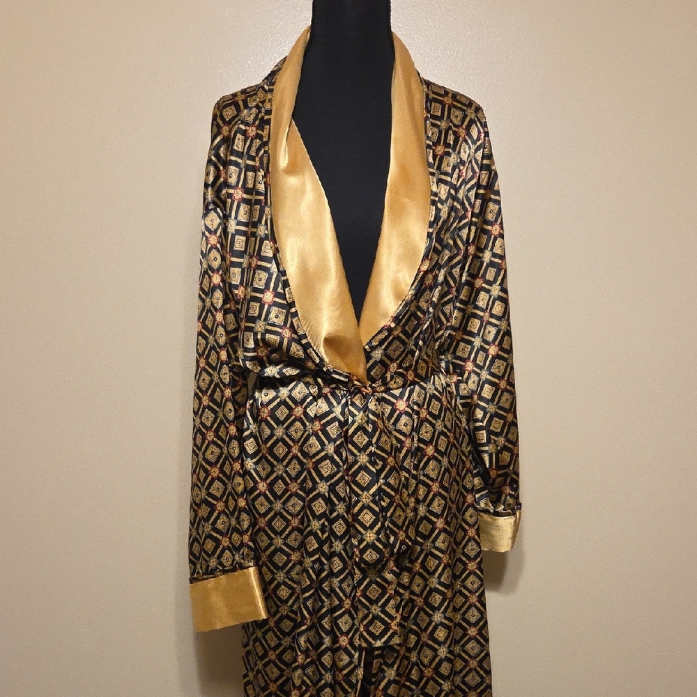 Vintage Victoria's Secret Satin Elegant Gold Geometric Patterned Robe - Medium